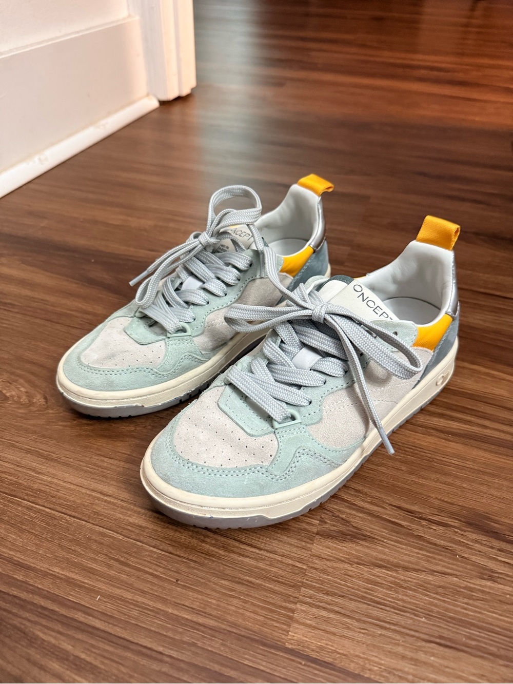 Oncept Sneakers